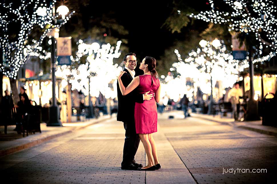 Santa Monica Engagement Photos 3rd Street Promenade