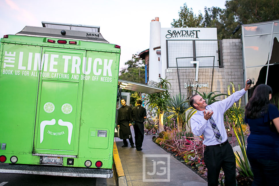 Food Truck at 7 Degrees