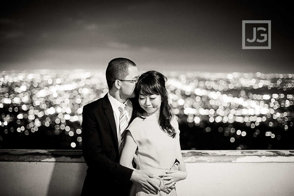 Griffith-observatory-engagement-photography-0004