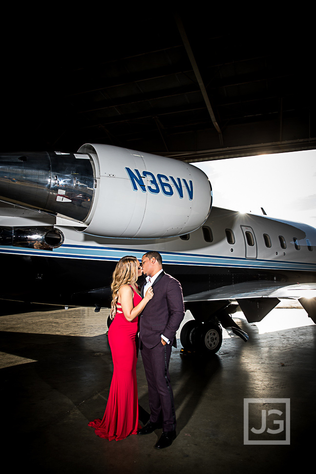 airport-engagement-photography-0003