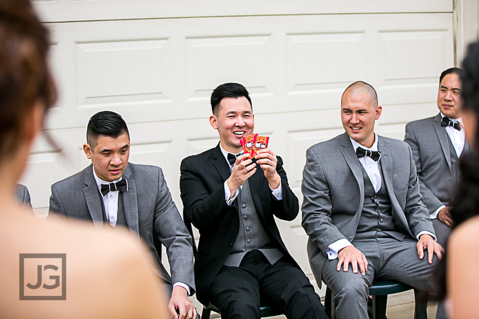 Red Packets (Ong Bao) to bribe the Bridesmaids