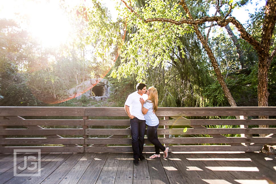 disneyland-engagement-photography-0008