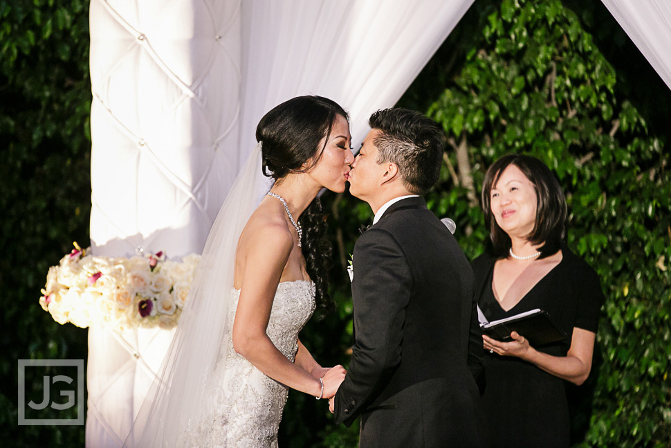 four-seasons-beverly-hills First Kiss