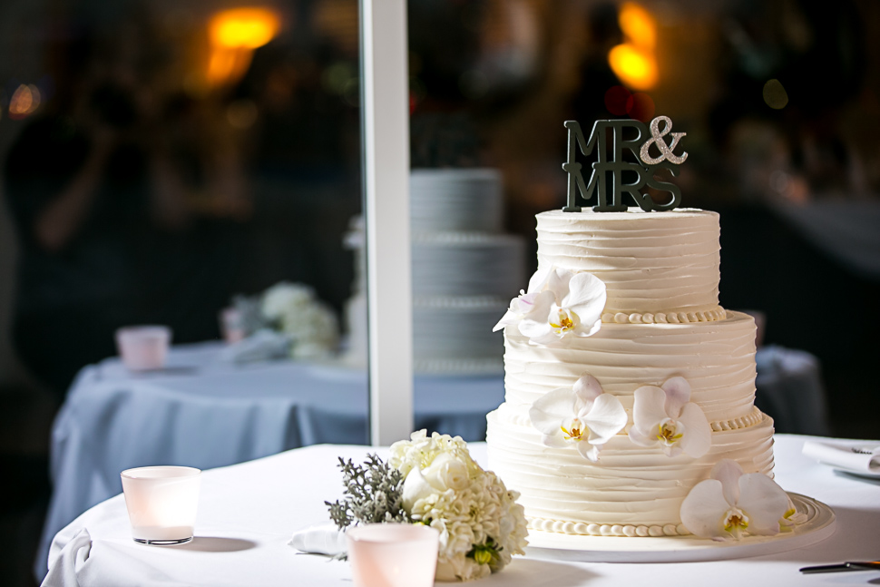 Hotel Maya Wedding Reception Cake
