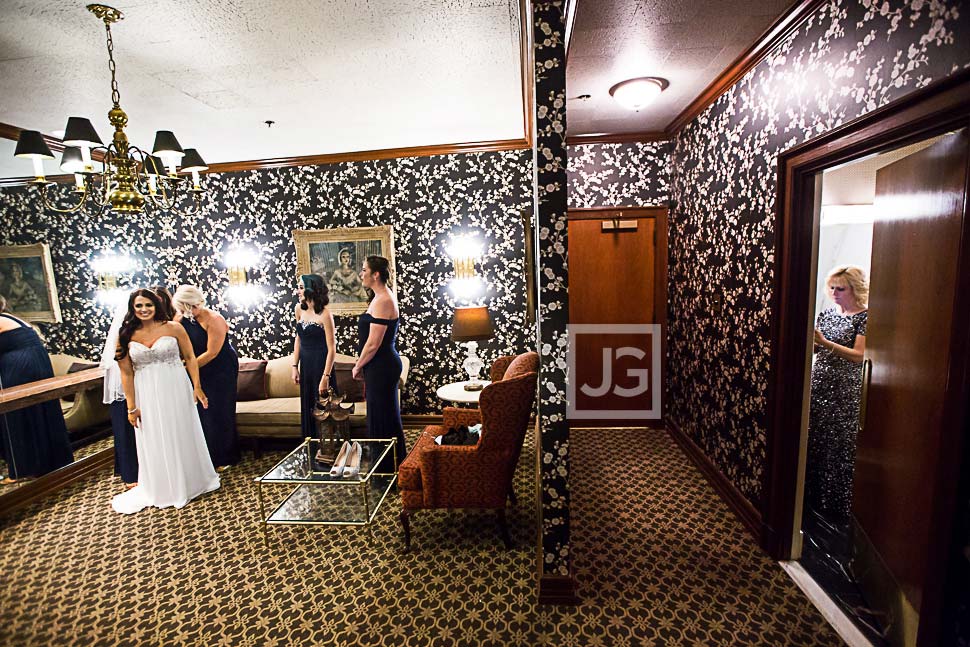 Bride getting ready at the Athletic Club