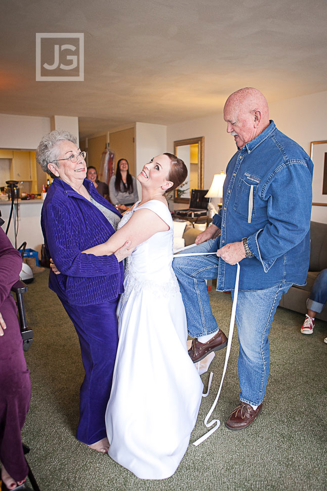 La Jolla Cove Suites Wedding Preparation