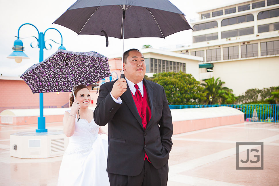 La Jolla Cove Suites Wedding First Look