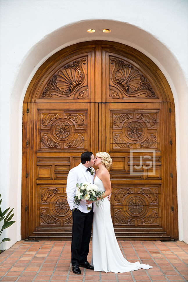 Wedding Photography in front of the Salon de Fiesta