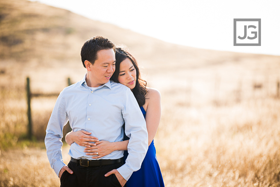 open-field-engagement-photography-0012
