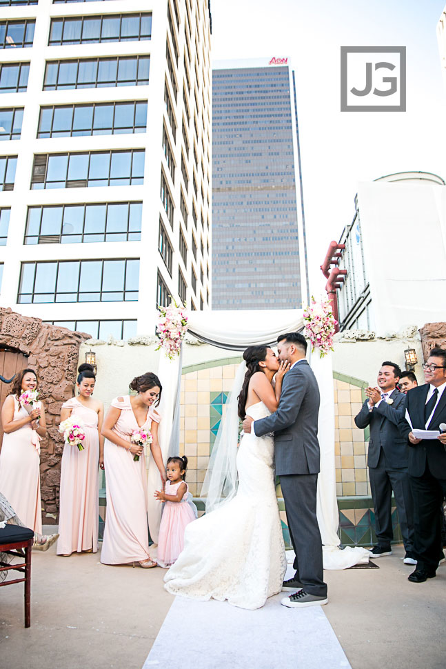 oviatt-penthouse-wedding-photography-0038