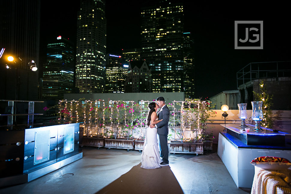 oviatt-penthouse-wedding-photography-0112