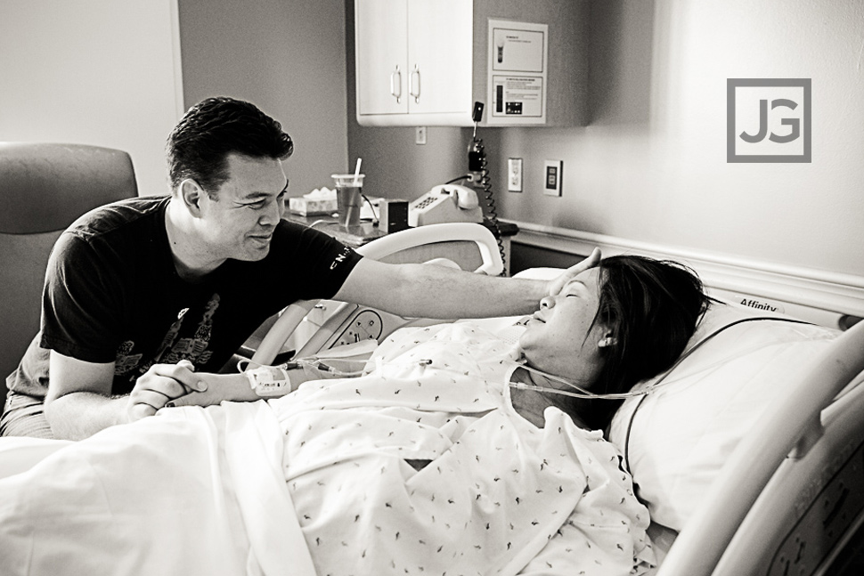 Birth Photography in the Hospital Room