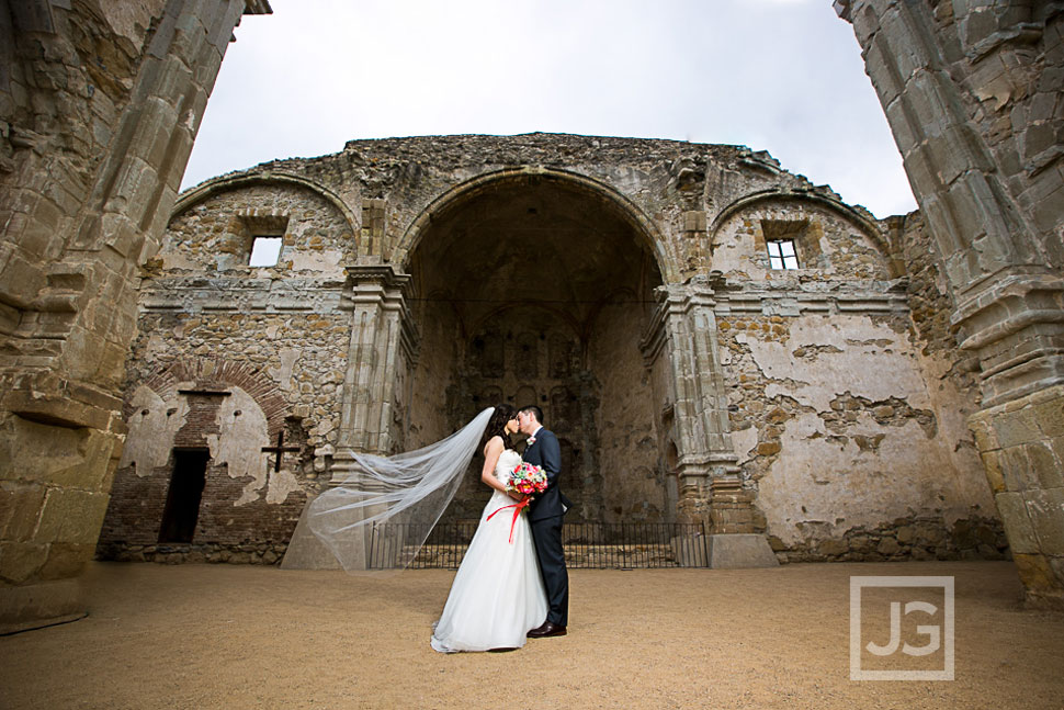 Mission San Juan Capistrano Wedding Photo