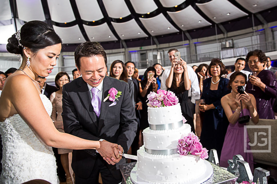 Cake Cutting at the Skirball