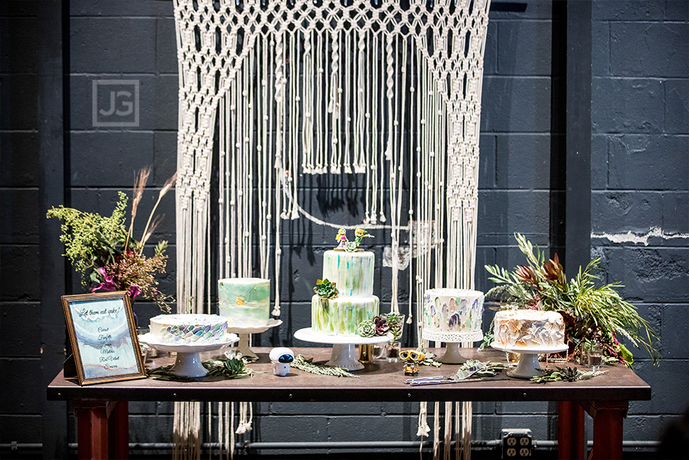 Smog Shoppe Wedding Cakes