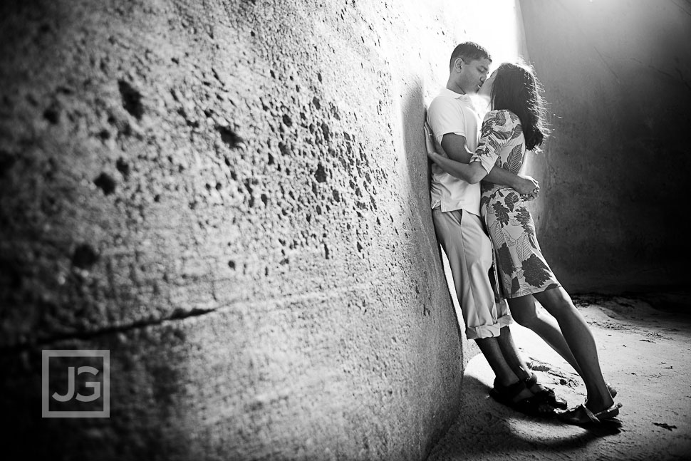 San Diego Cliffs Engagement Photos