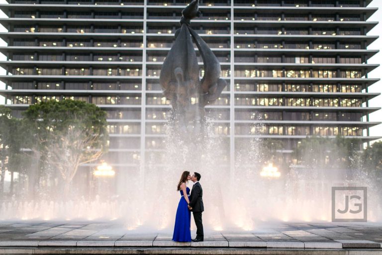 Read more about the article Griffith Park Engagement Photography Los Angeles | Celine + Bobby