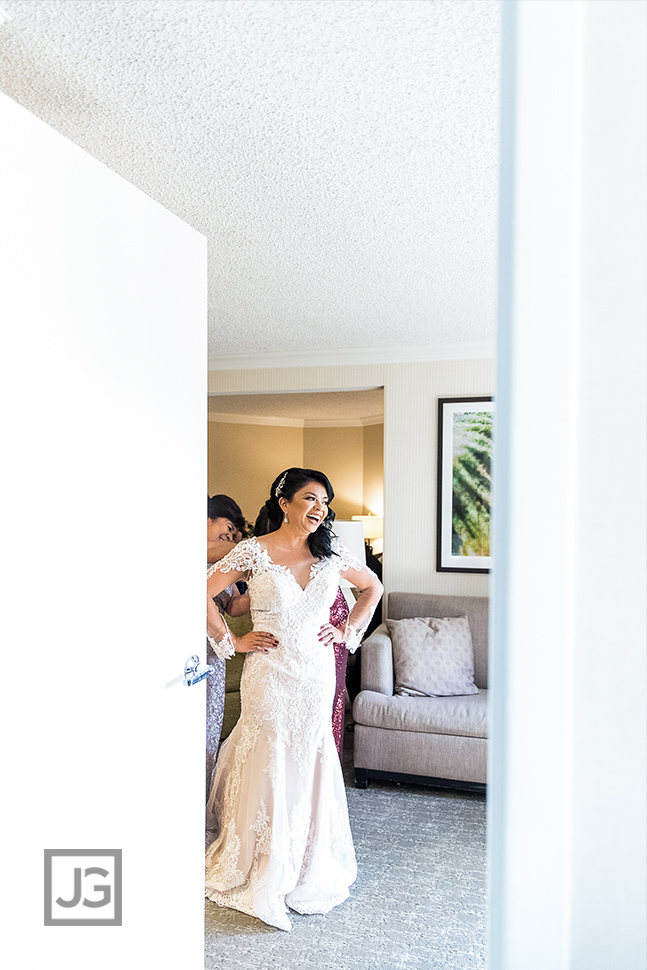 Embassy Suites Anaheim Orange Wedding Preparation