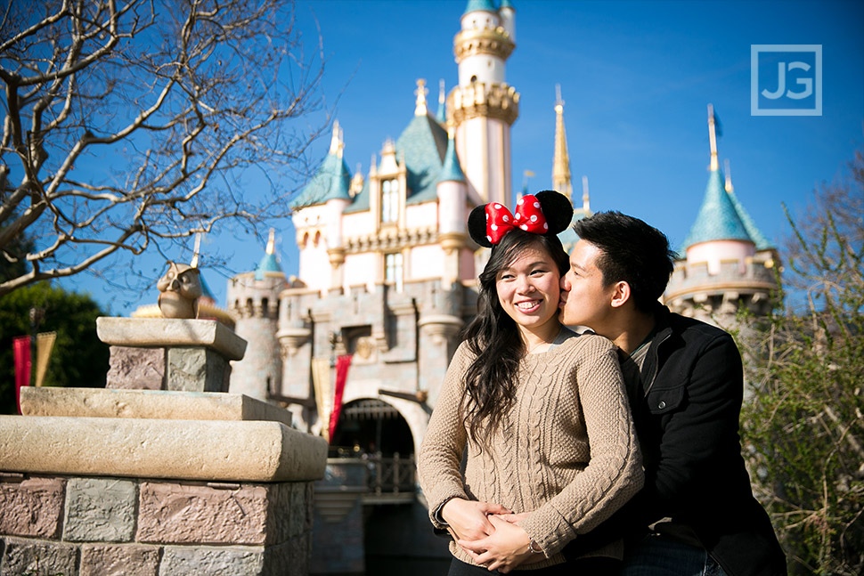 Engagement Photos Disneyland Castle