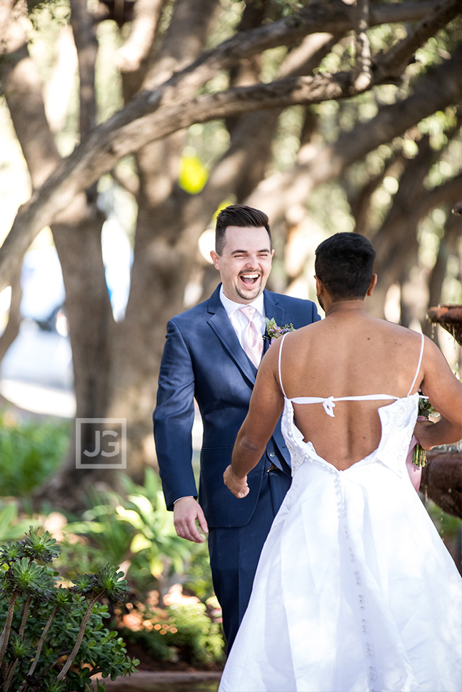 First Look with Groomsman