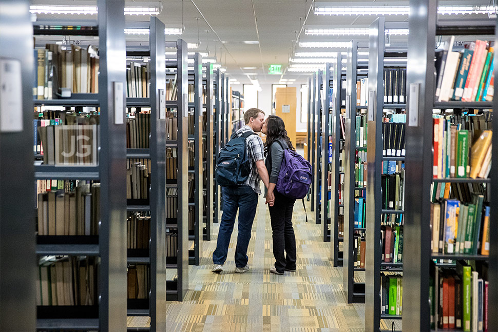 Engagement Photos Cal Poly Pomona Library