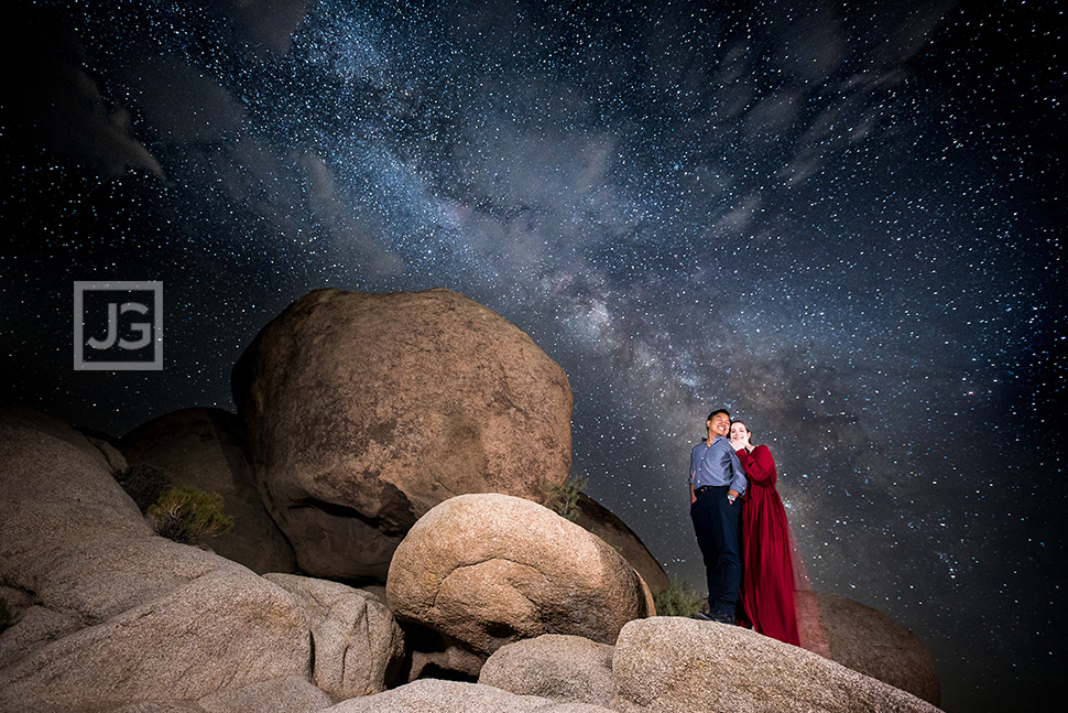 Joshua Tree Engagement Photography with Milky Way