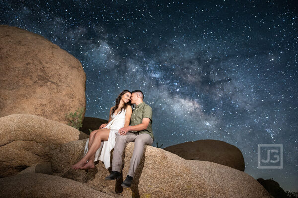 Read more about the article Milky Way Engagement Photography | Joshua Tree