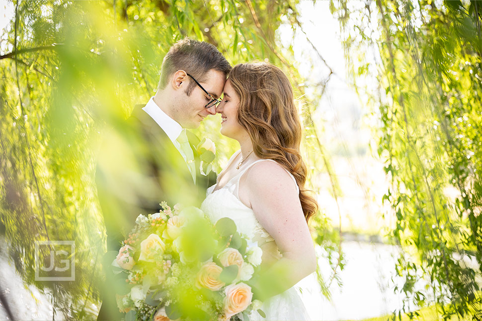 Willow Tree Wedding Photos at Sierra La Verne