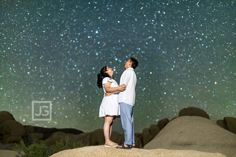 Read more about the article Engagement Proposal Joshua Tree National Park | Astrophotography