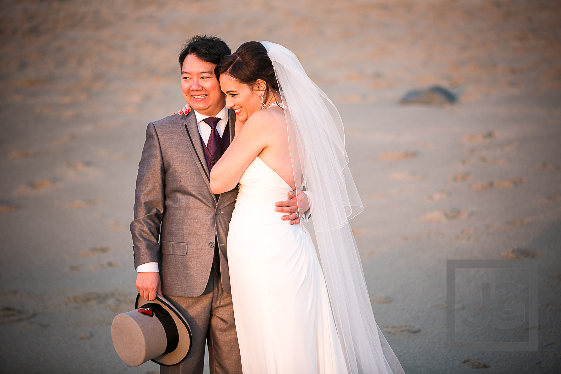 Laguna Beach, Trash the dress