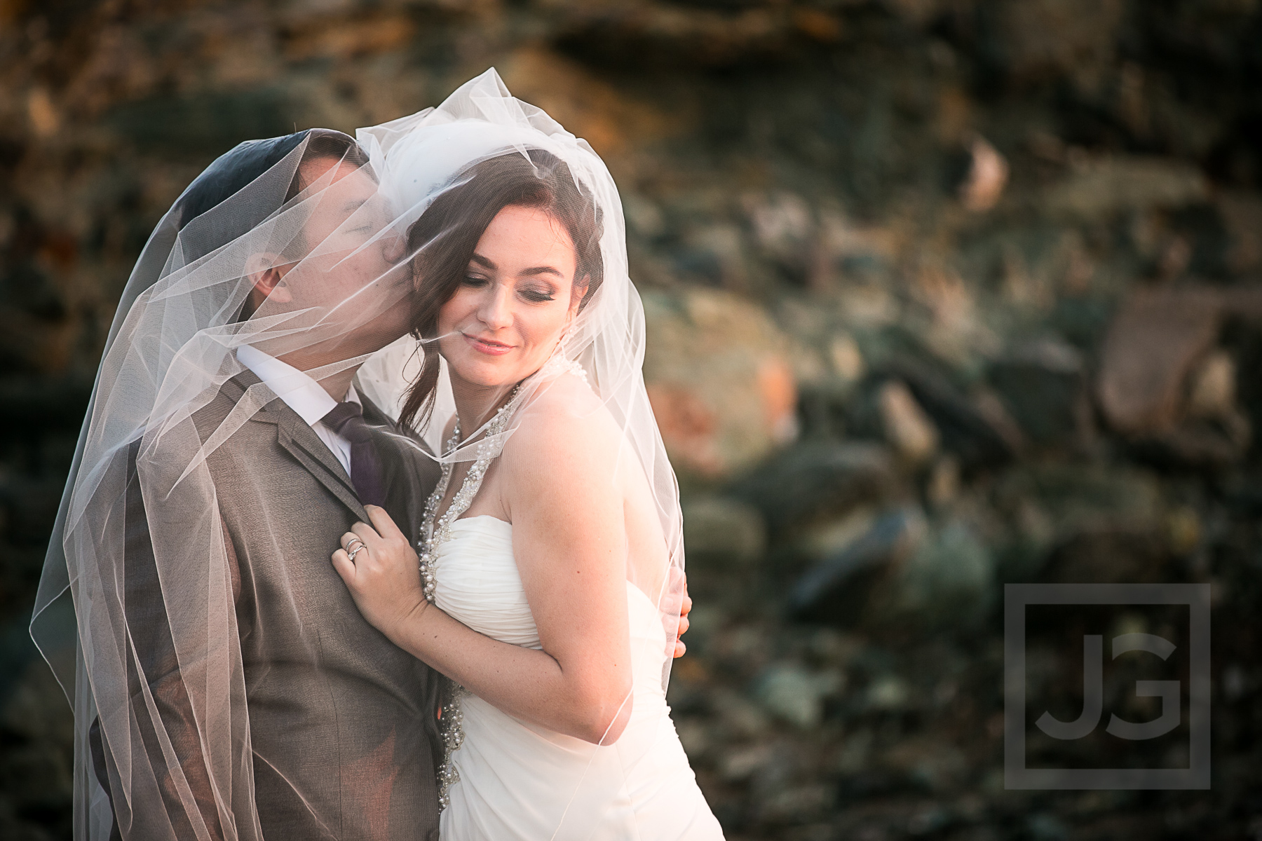 Laguna Beach, Trash the dress