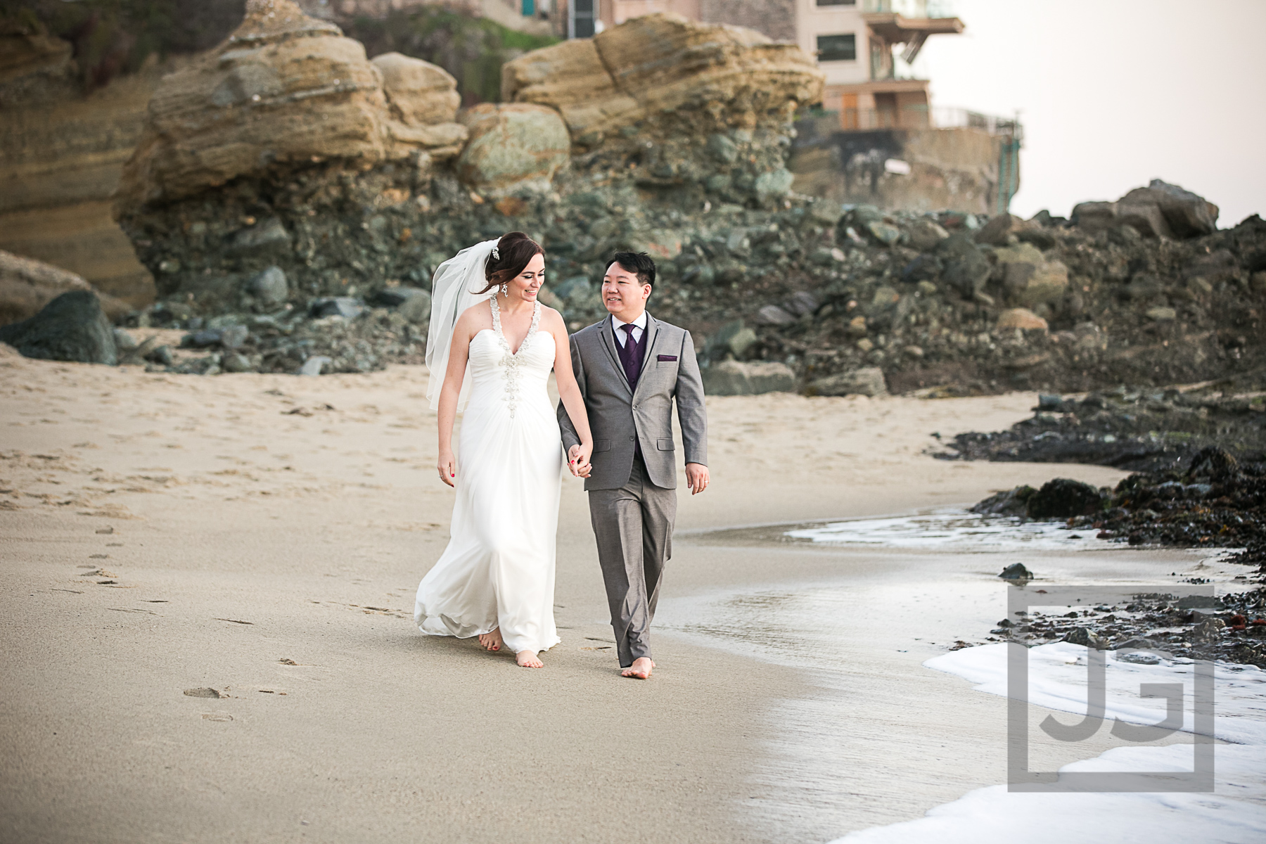 Laguna Beach, Trash the dress