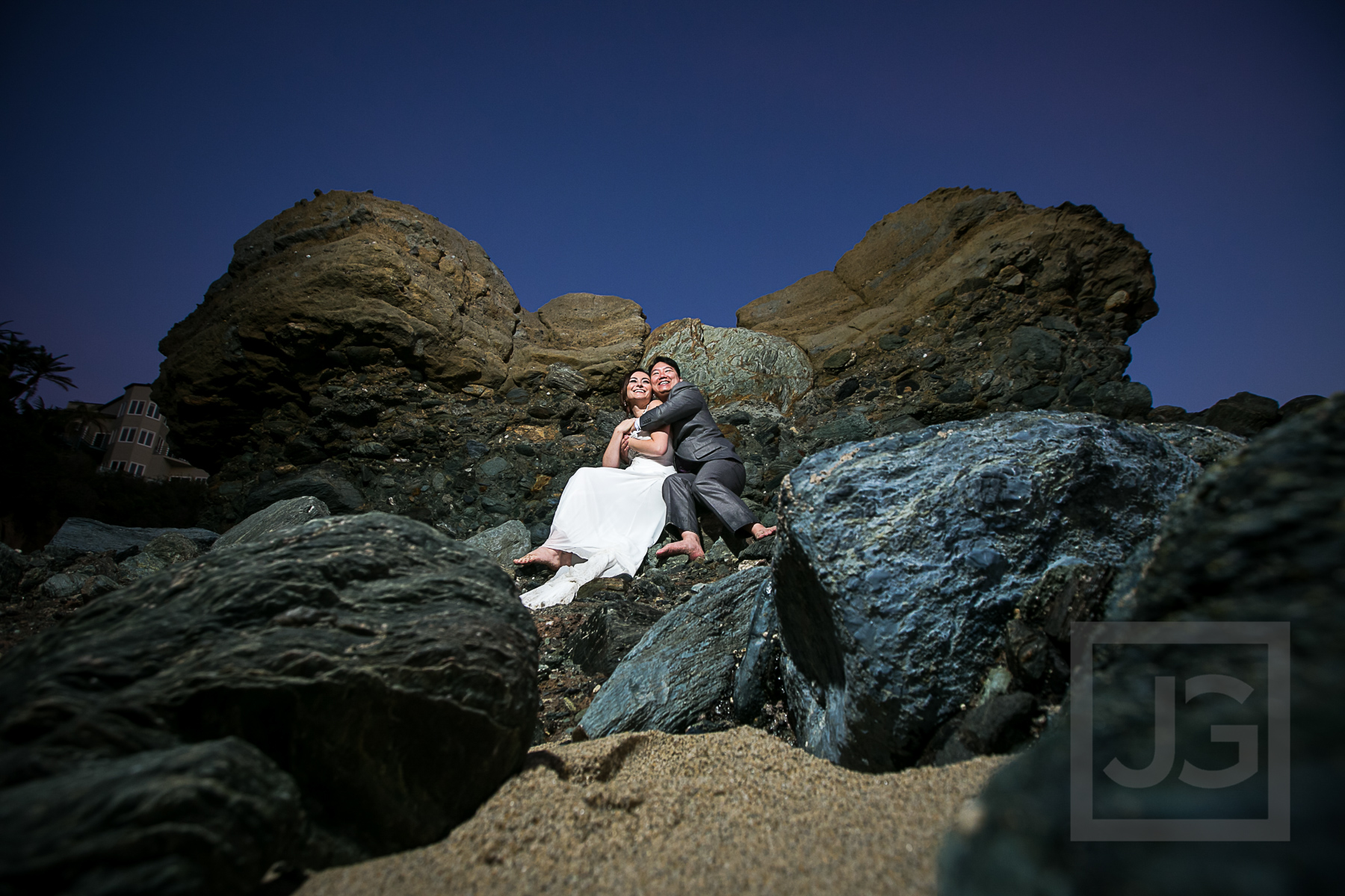 Laguna Beach, Trash the dress