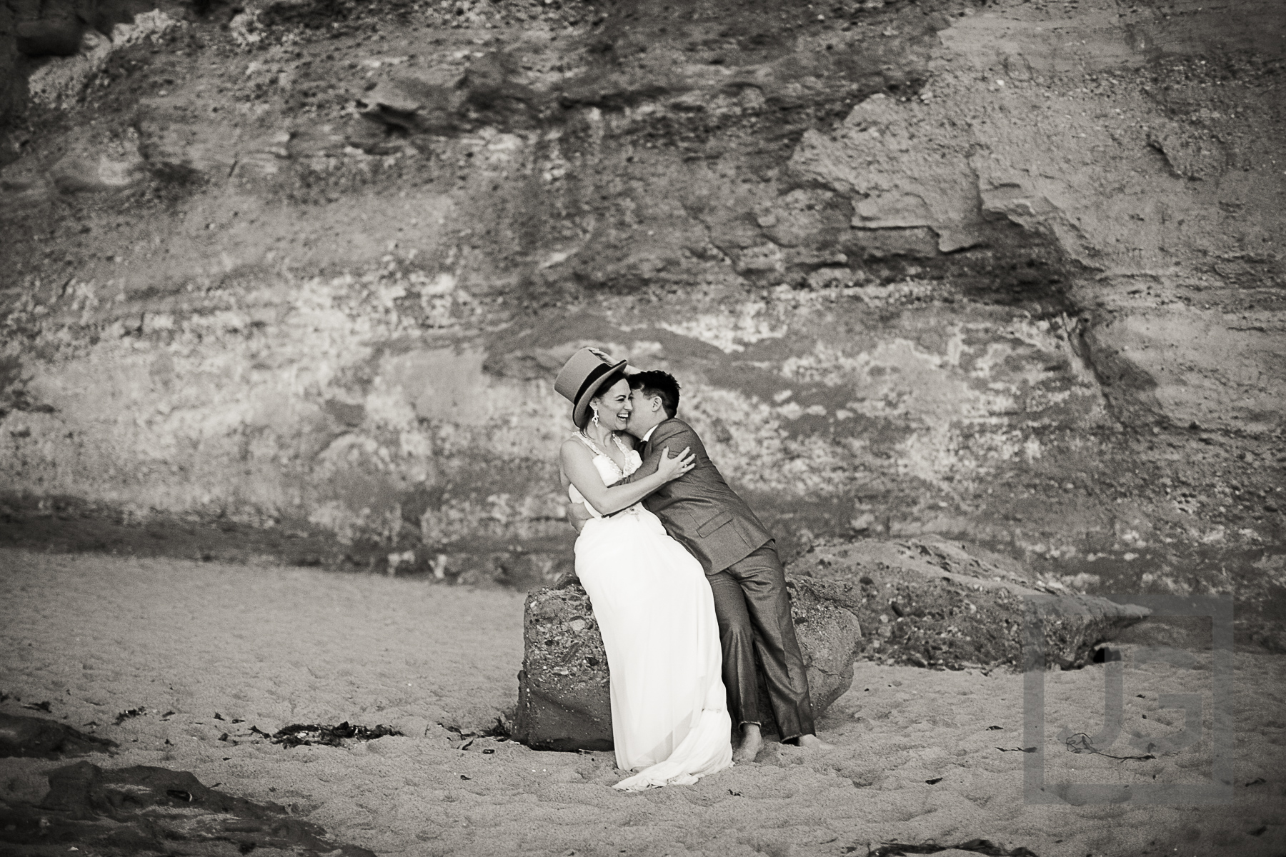 Laguna Beach, Trash the dress