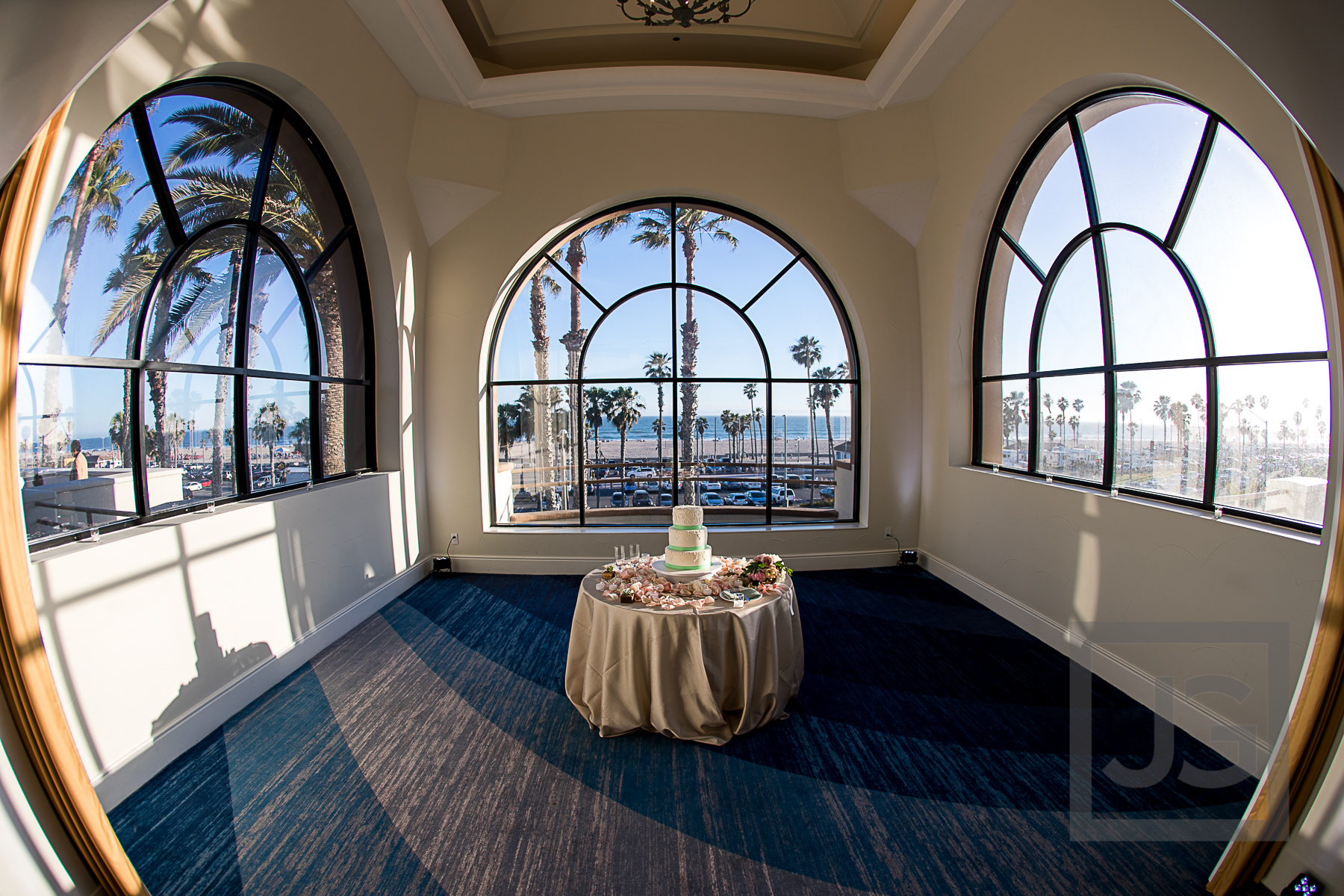 Hilton Waterfront Wedding Reception Cake Table