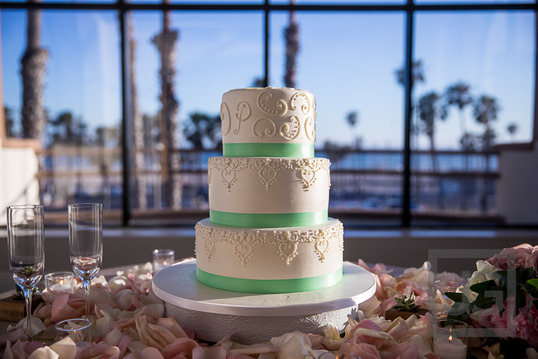 Hilton Waterfront Wedding Reception Cake