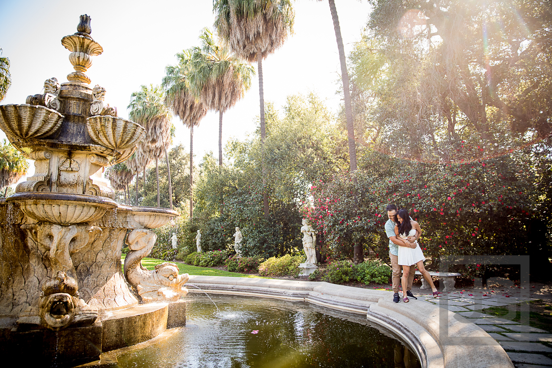 Engagement Photo Huntington Library at Large Water Fountain