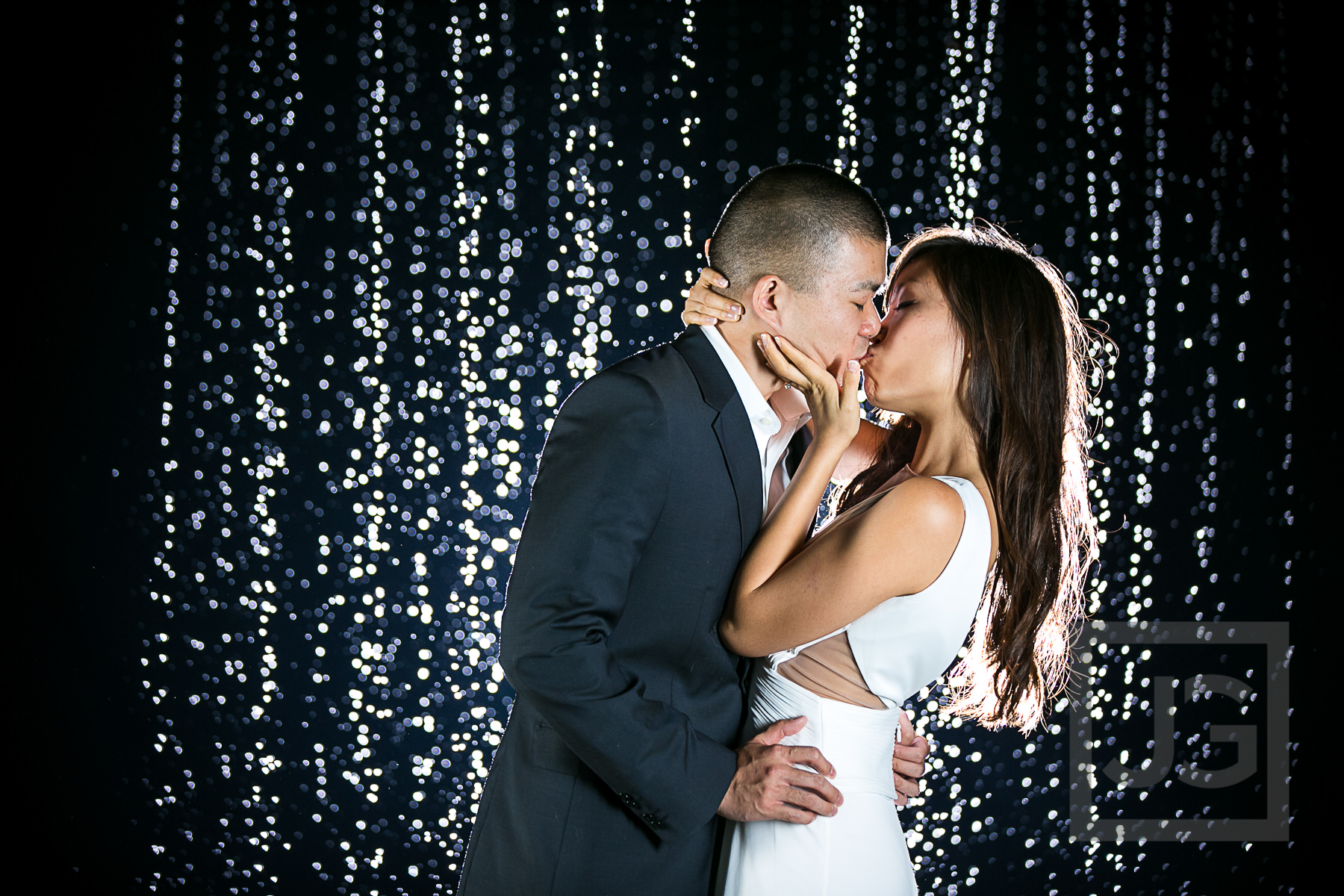 Engagement Photos Water Fountain