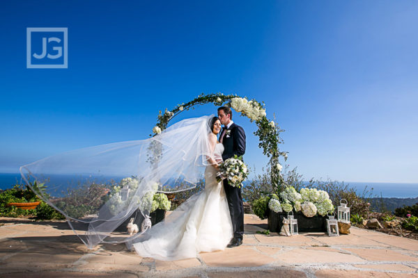 Read more about the article Rancho Del Cielo Wedding Photography, Malibu | MaryAnne & Nate